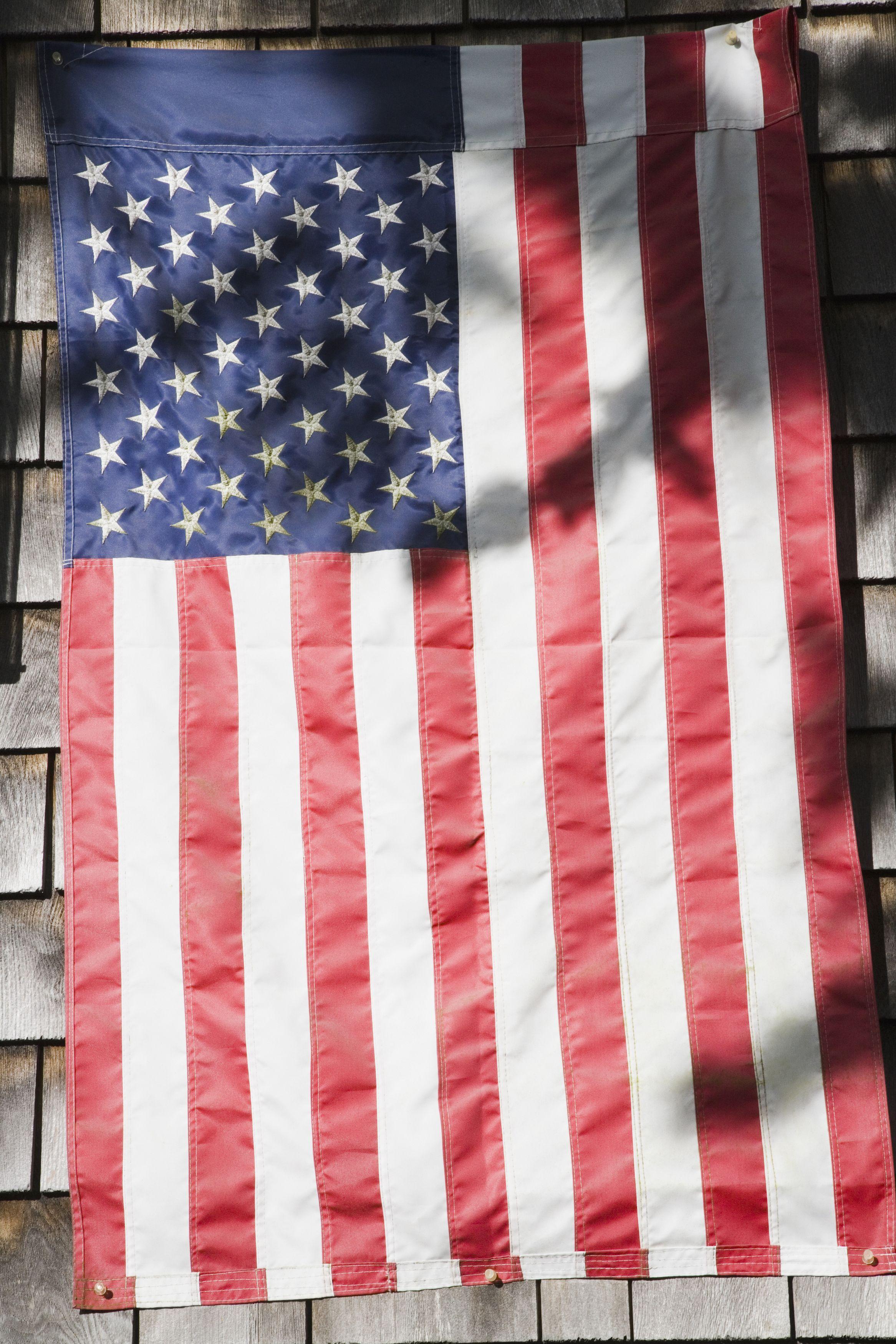 10 American Flag Etiquette Rules - United States Flag Code