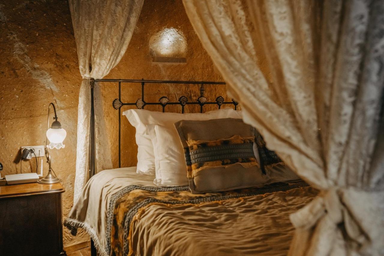Family Cave Suite