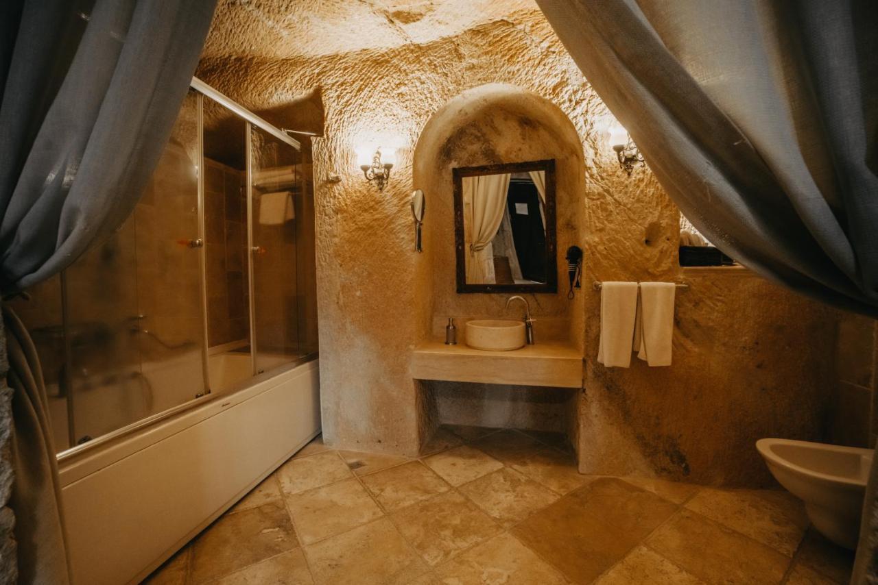 Family Cave Suite