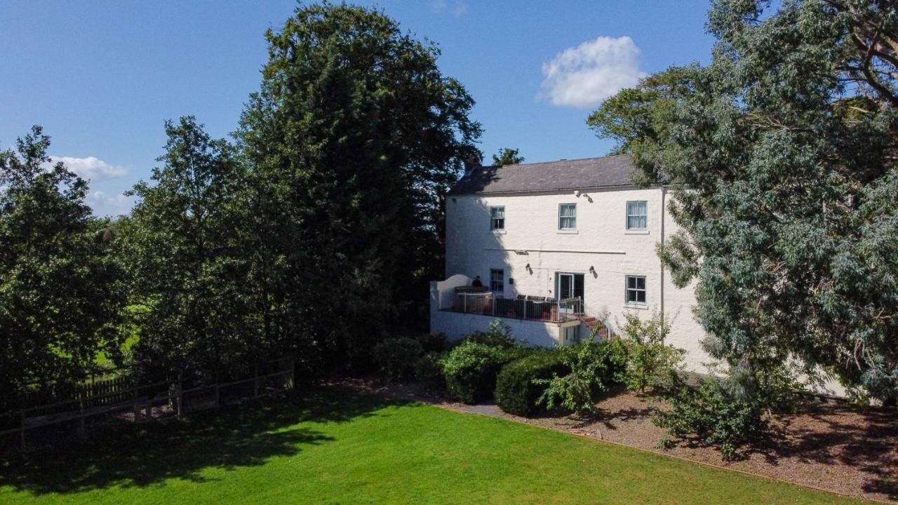 Five-Bedroom House,1765798344:JPEG