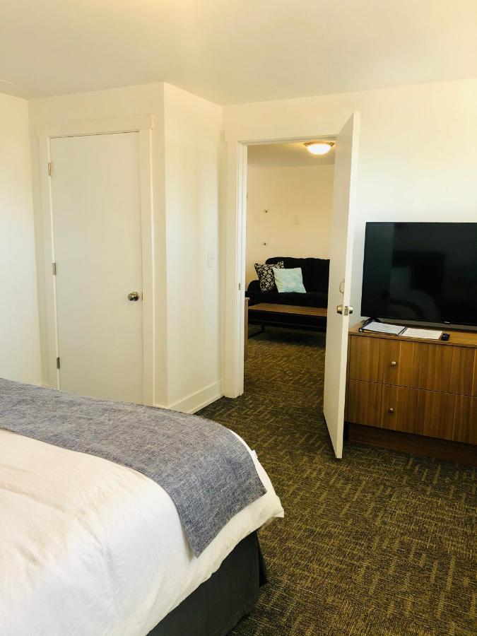 Two-Bedroom Suite