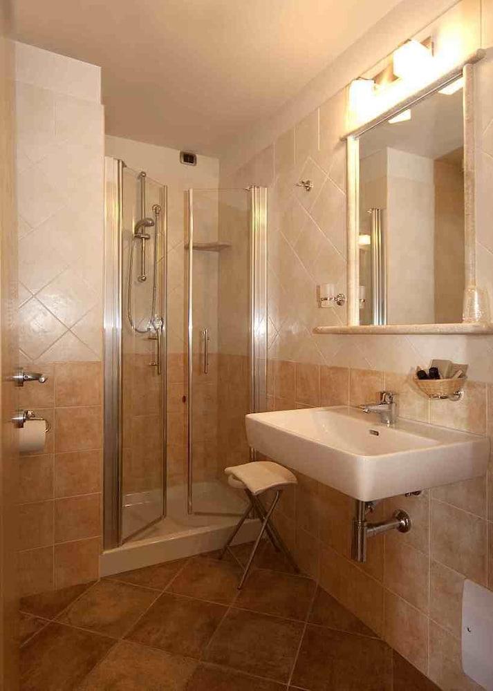 Chambre Double ou Lits Jumeaux - Vue sur Jardin