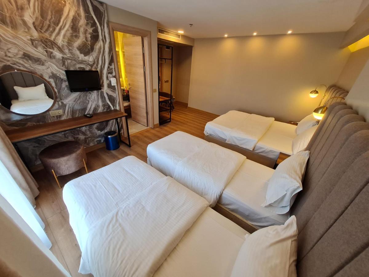 Comfort Triple Room