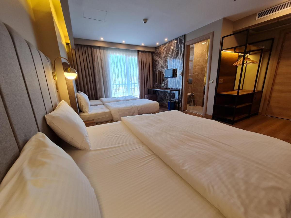 Comfort Triple Room