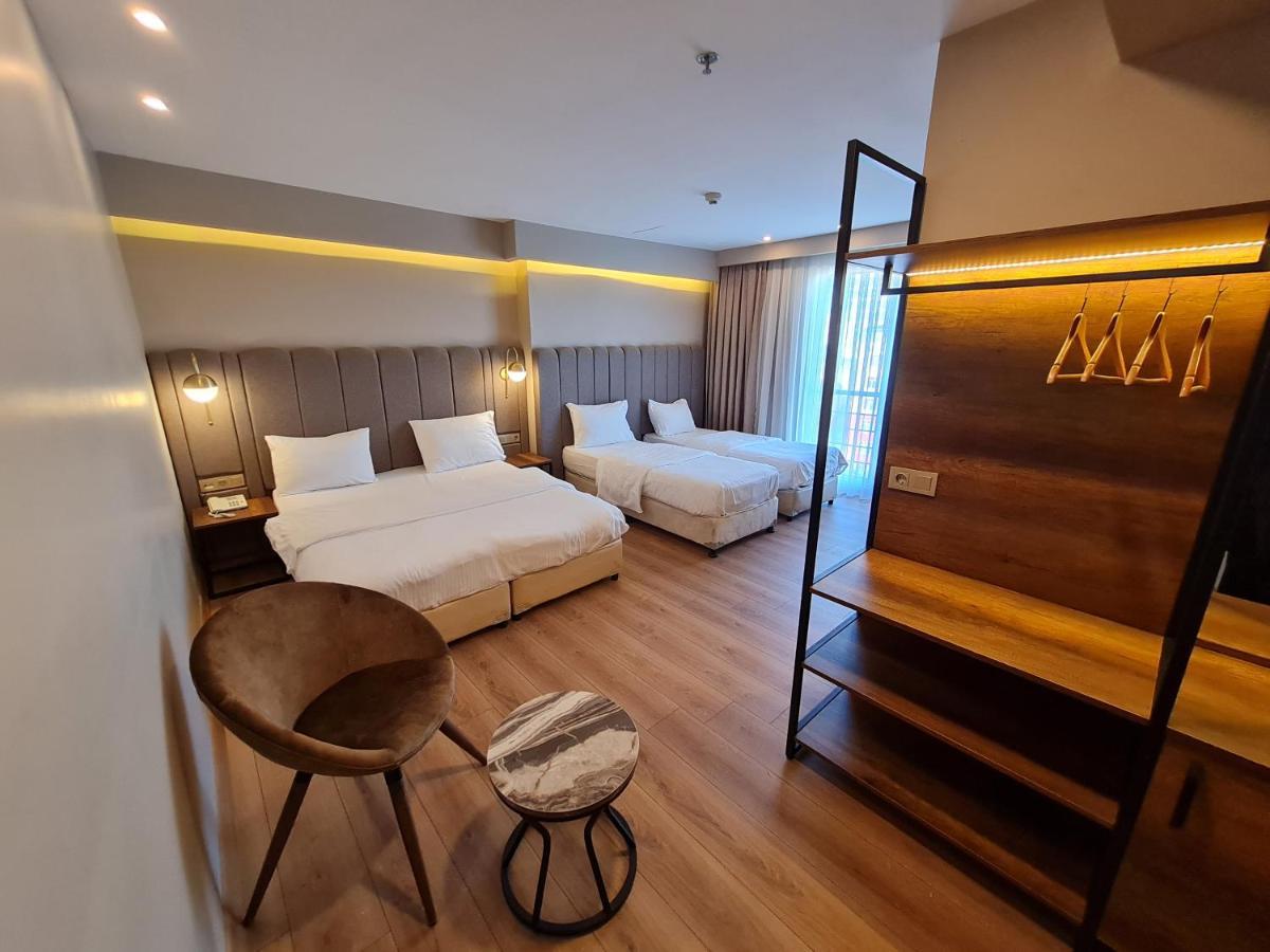 Comfort Triple Room