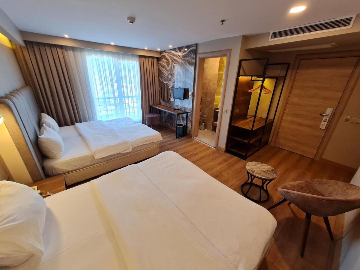 Comfort Triple Room