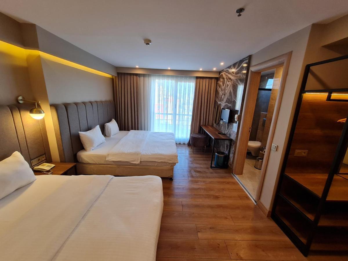 Comfort Triple Room