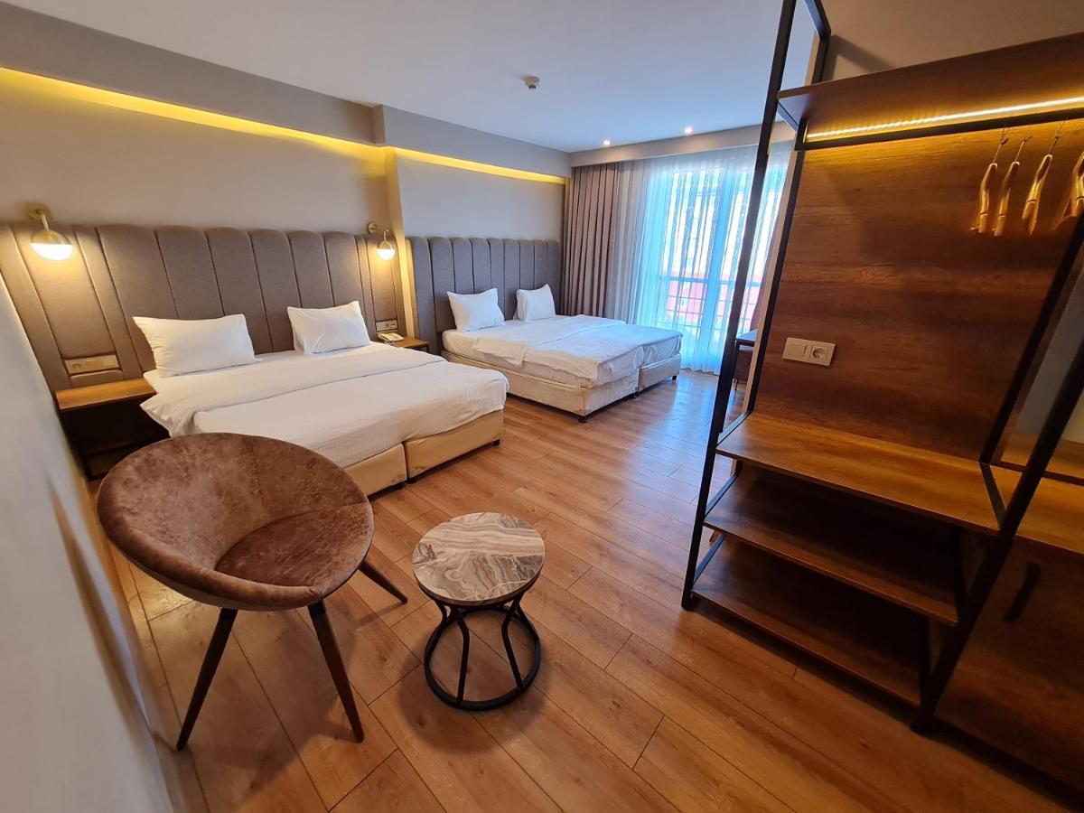 Comfort Triple Room