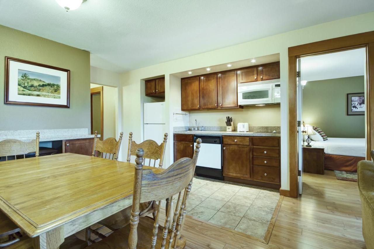 One-Bedroom Suite