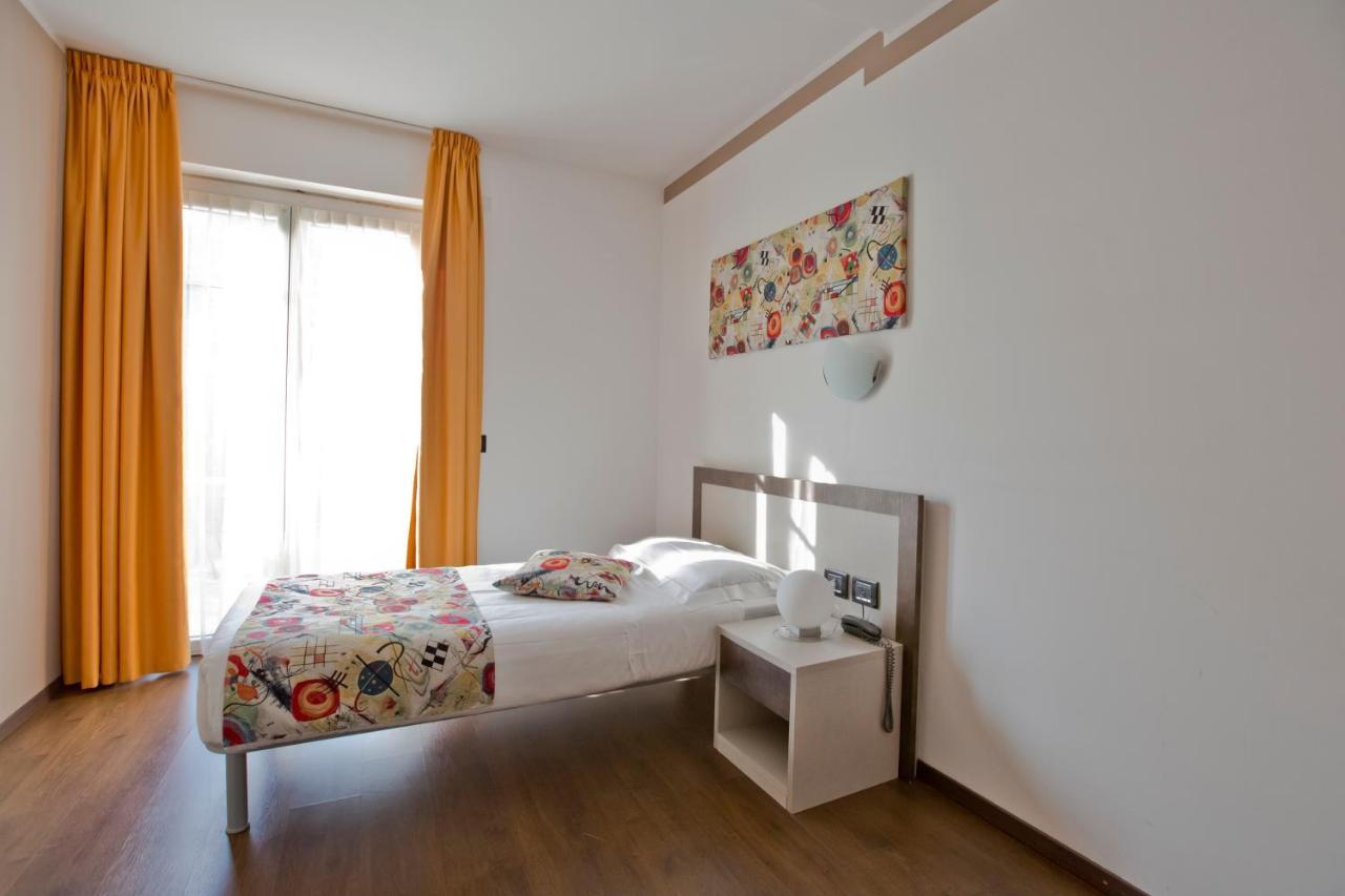 Camera Singola con Bagno Privato