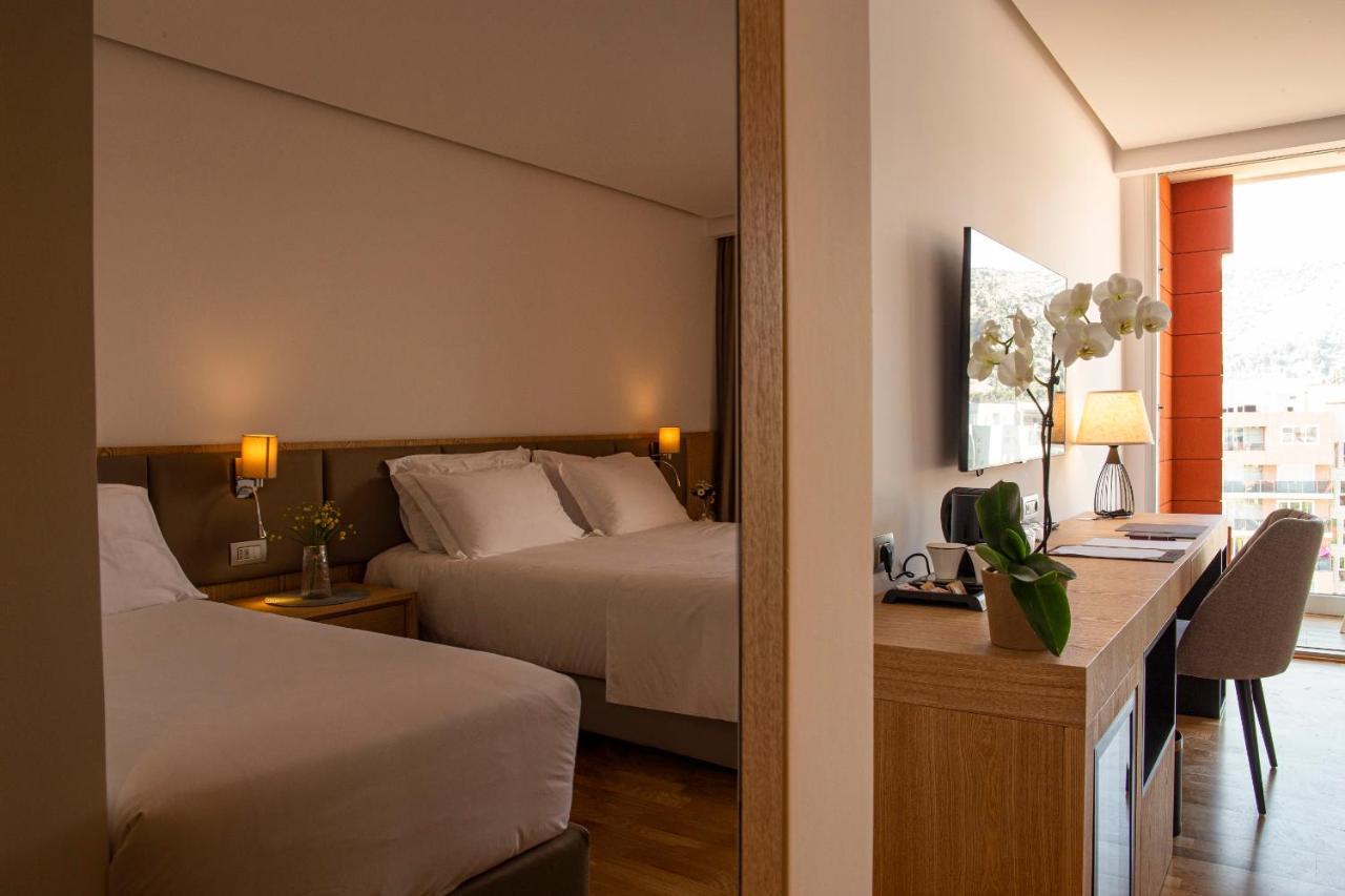 Deluxe Triple Room Sea View