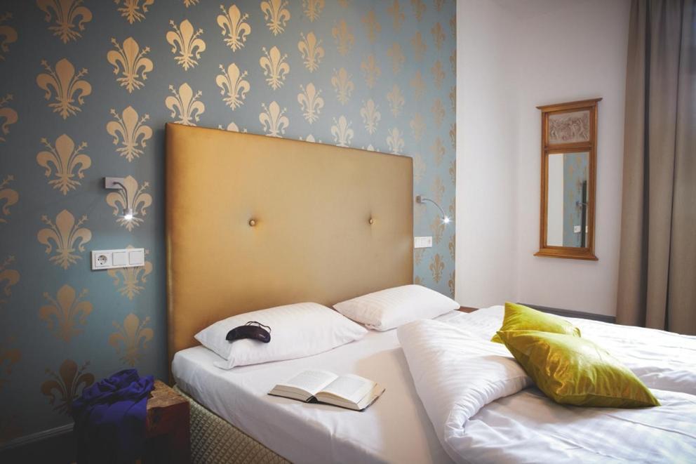 Quarto Duplo Standard