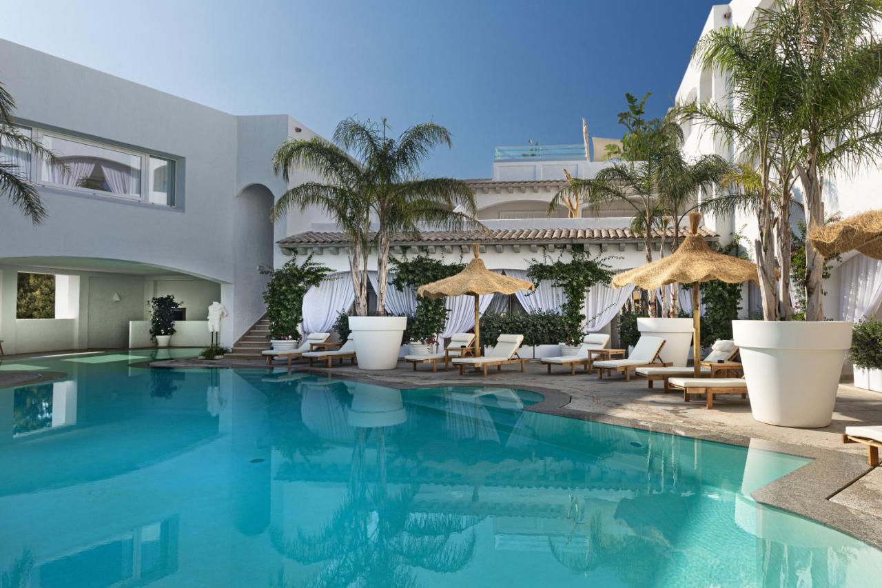 Superior Double or Twin Room Pool View