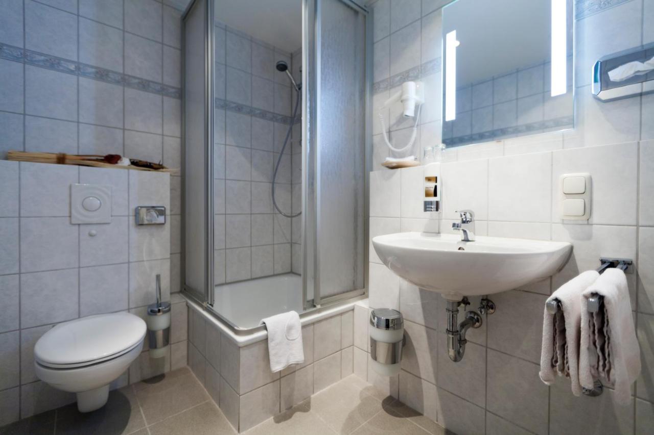 Small Single Room