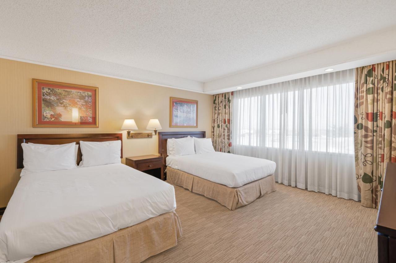 Standard Double Suite