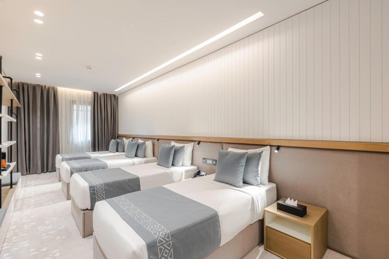 Classic Quadruple Room