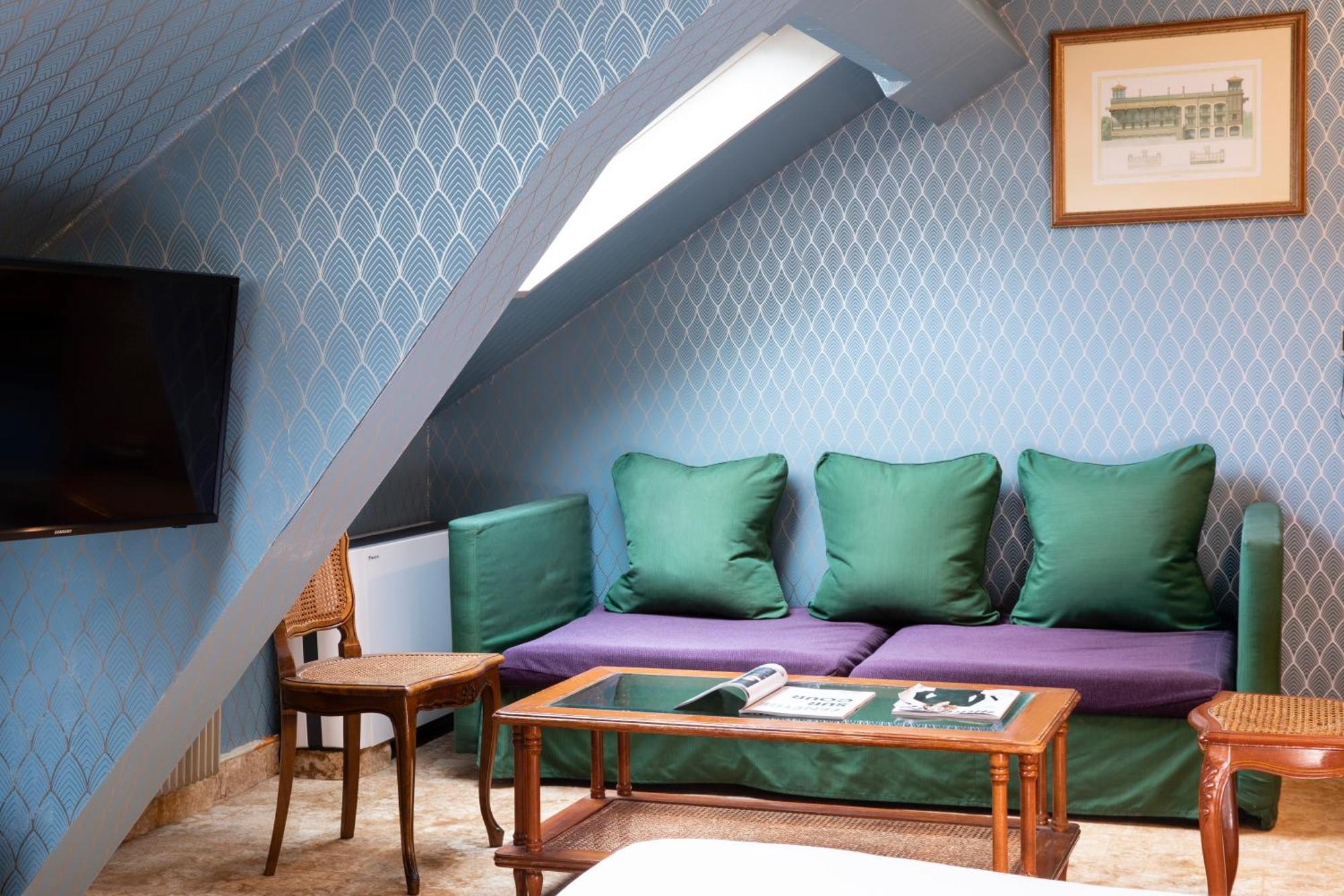 Quarto Superior com 2 Camas de Solteiro