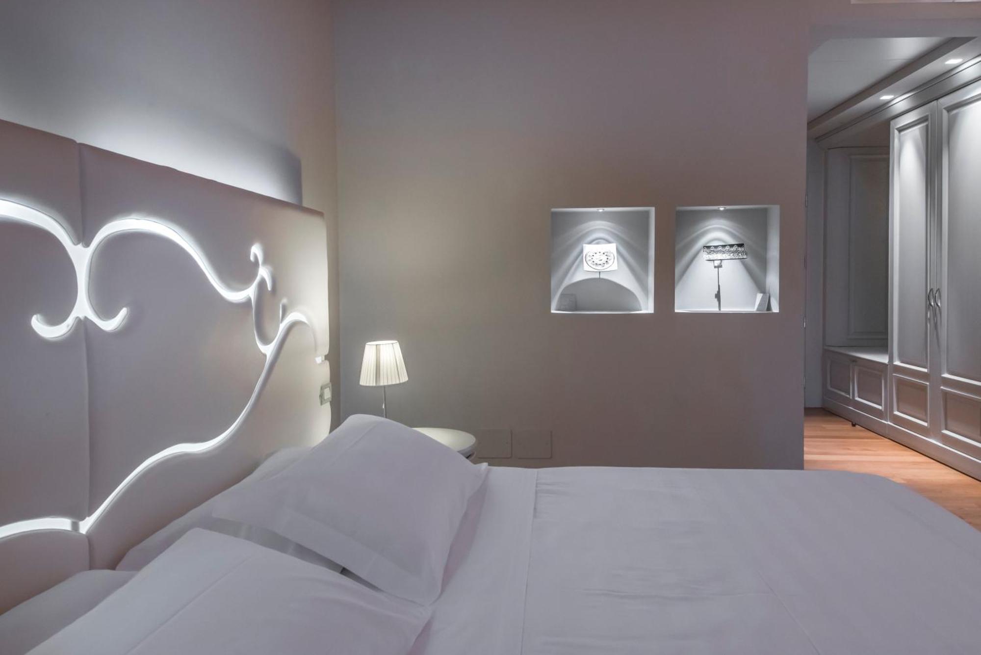 Superior Double Room,64407217:JPEG