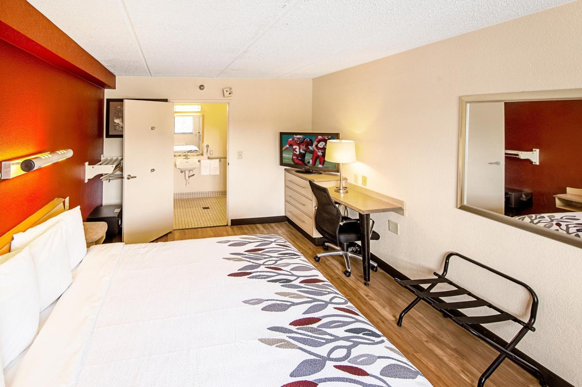 Superior King Room Disability Access Non-Smoking