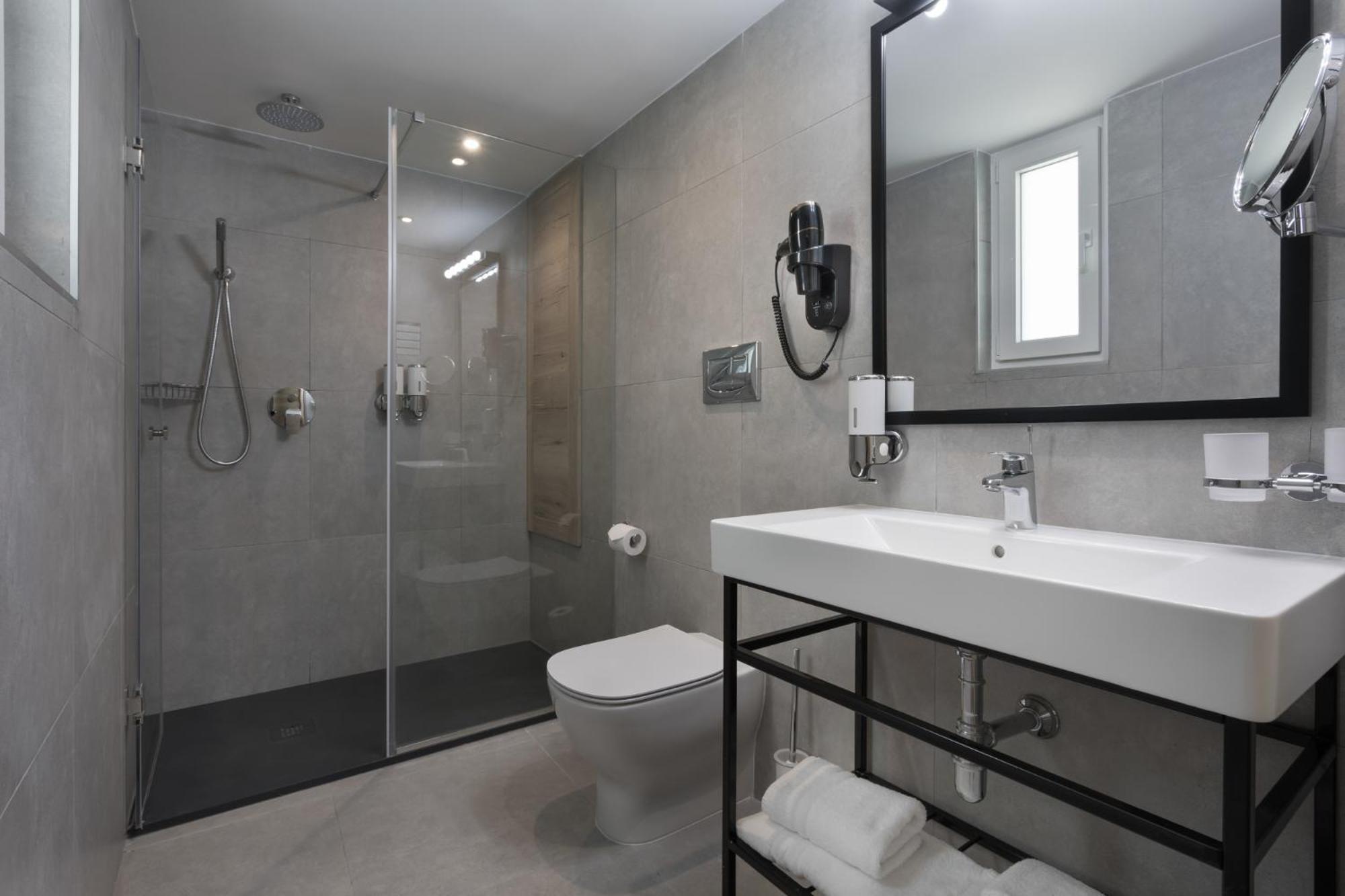 Chambre Deluxe Double ou Lits Jumeaux