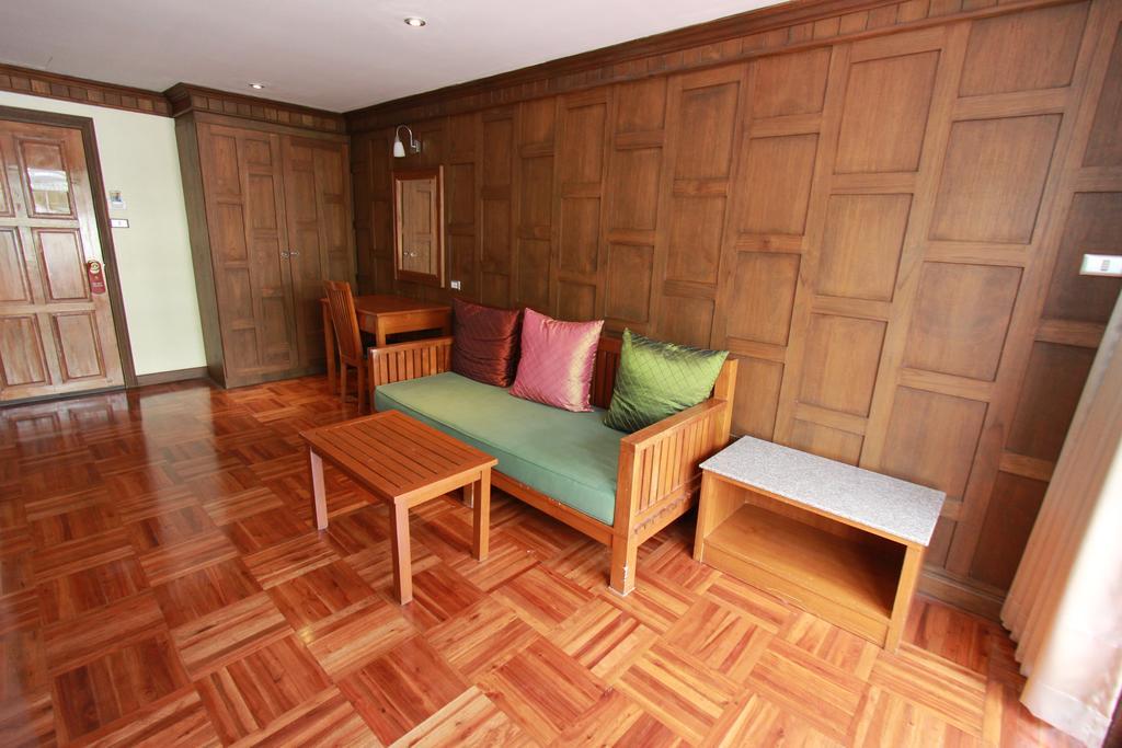 Deluxe Plus Room