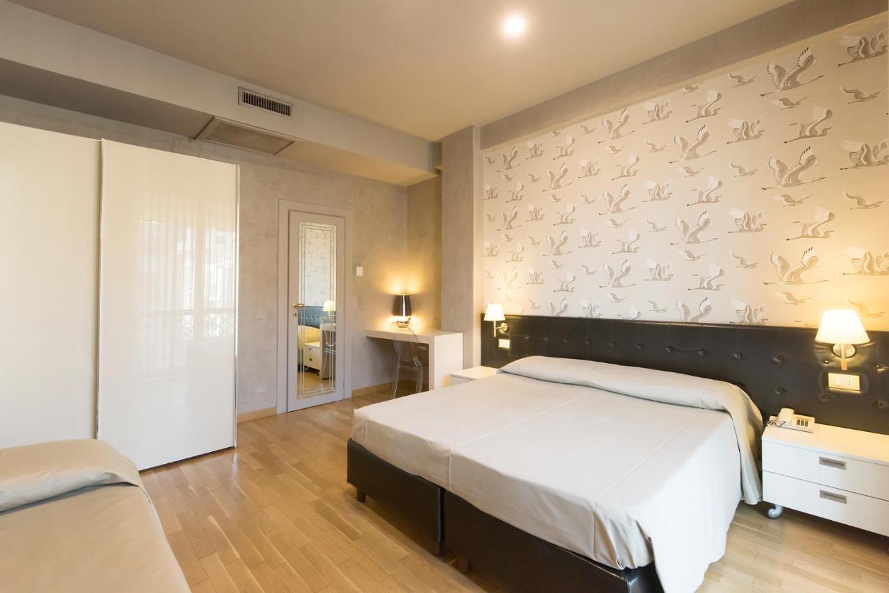 Triple Room,1225707989:JPEG
