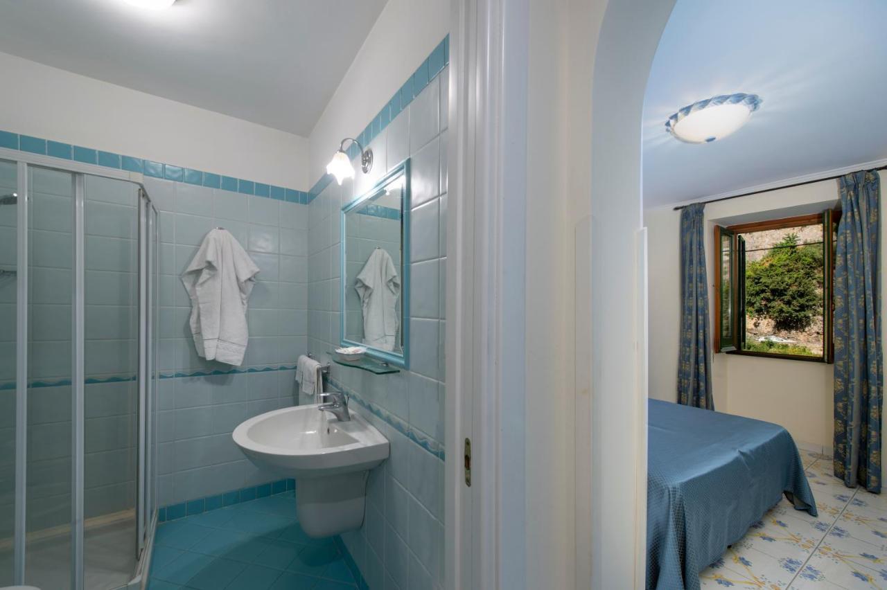 Double Room,1226167694:JPEG