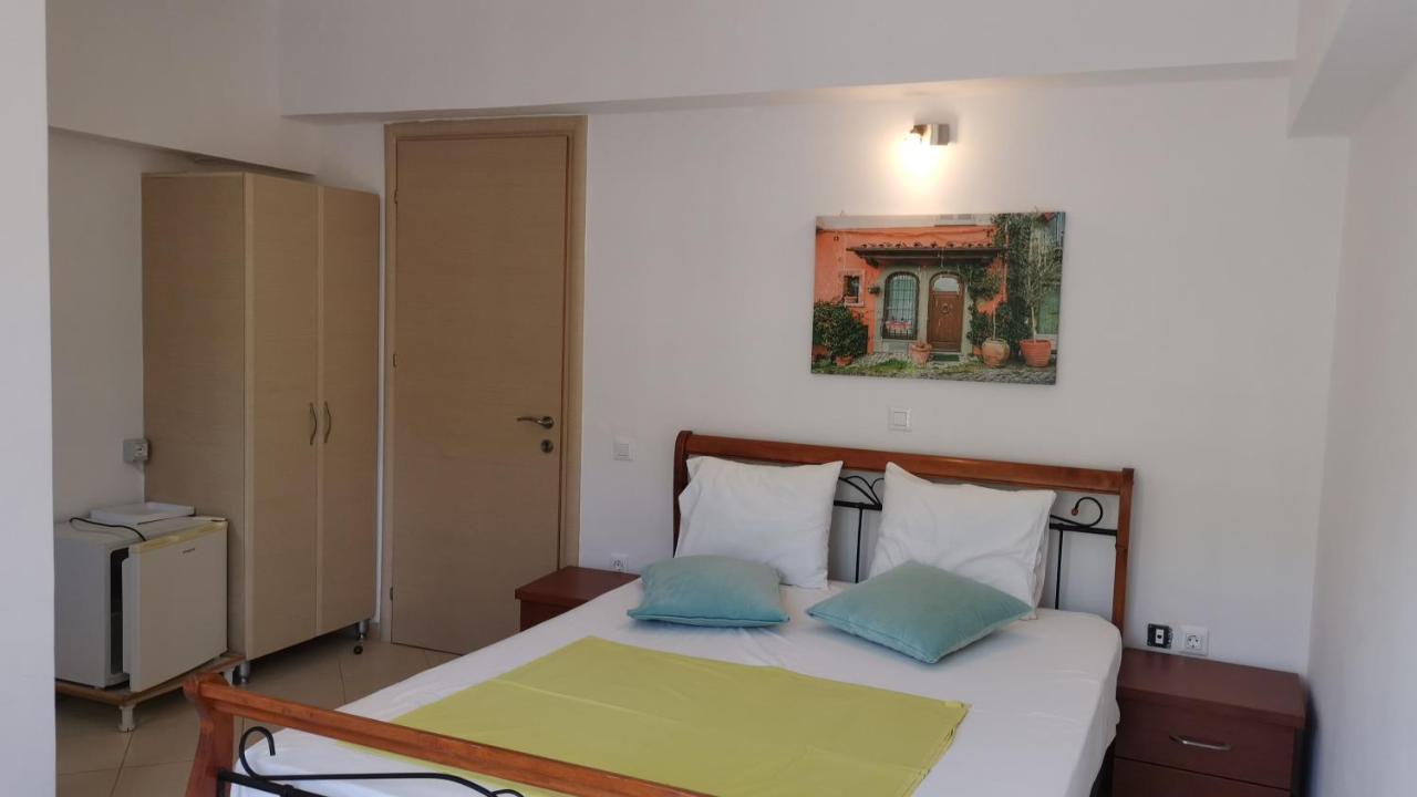 Double or Twin Room with Mountain View,1589137119:JPEG