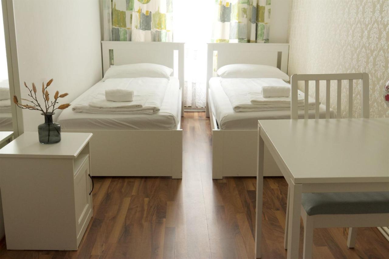Zweibettzimmer