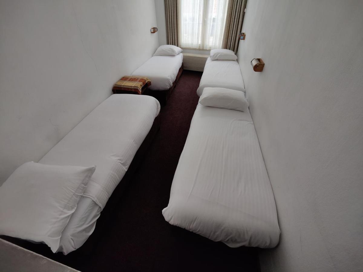 Classic Quadruple Room,1246972804:JPEG