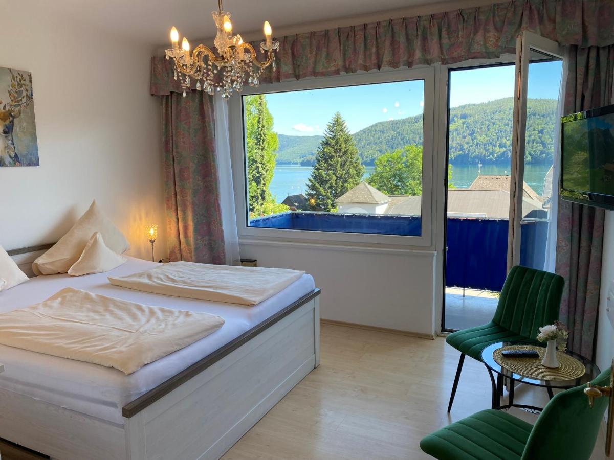 Large Double Room Lake View