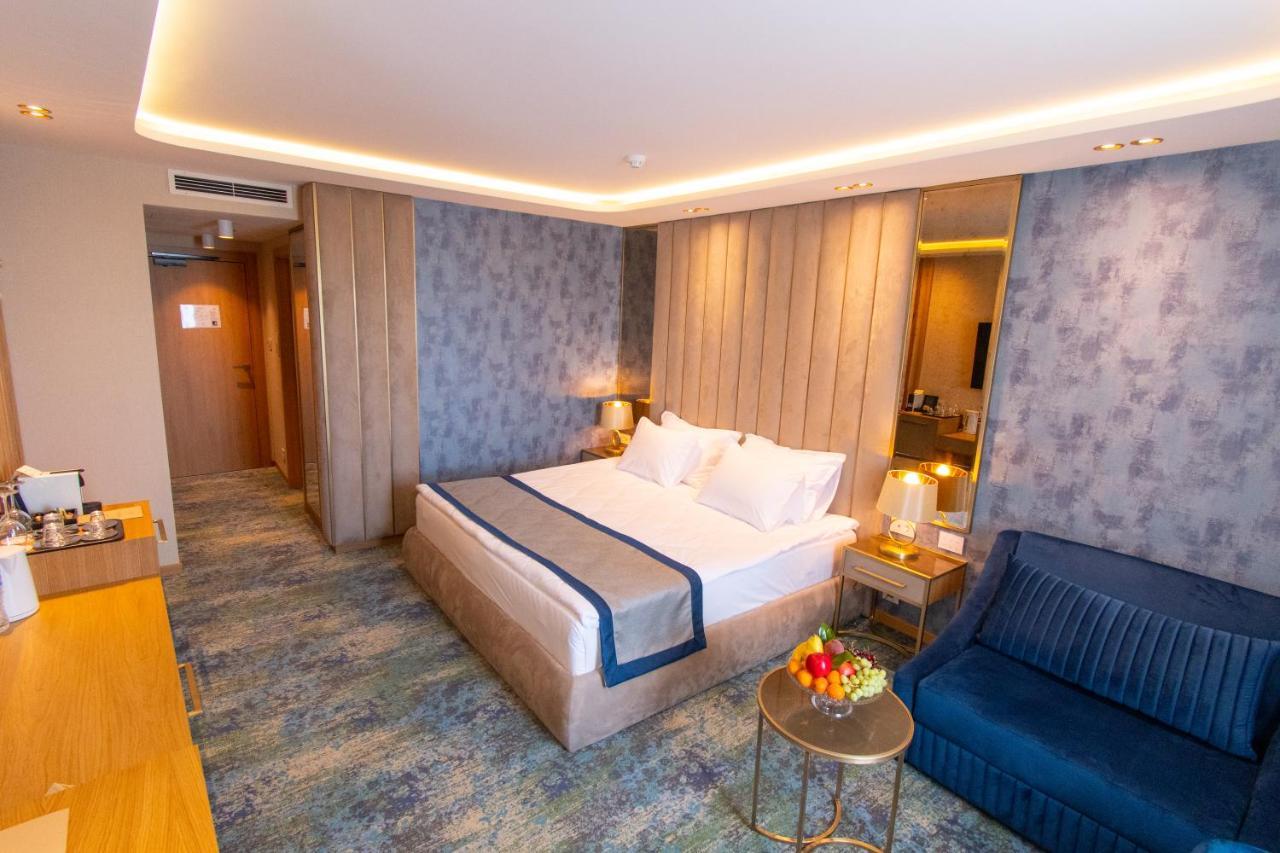 Deluxe Double or Twin Room Sea View Beach Access