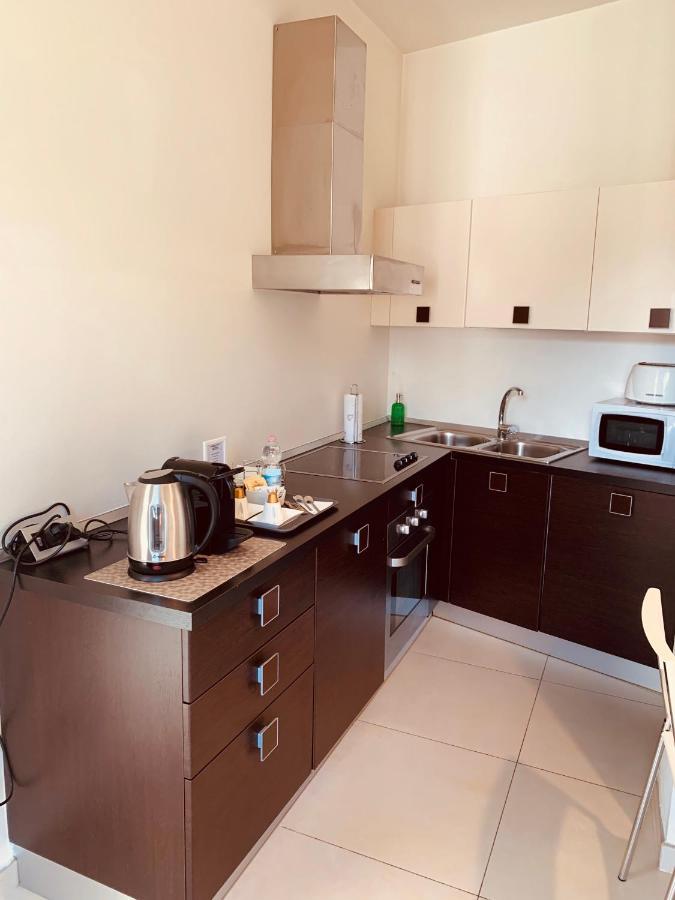 Two-Bedroom Apartment,1665400737:JPEG