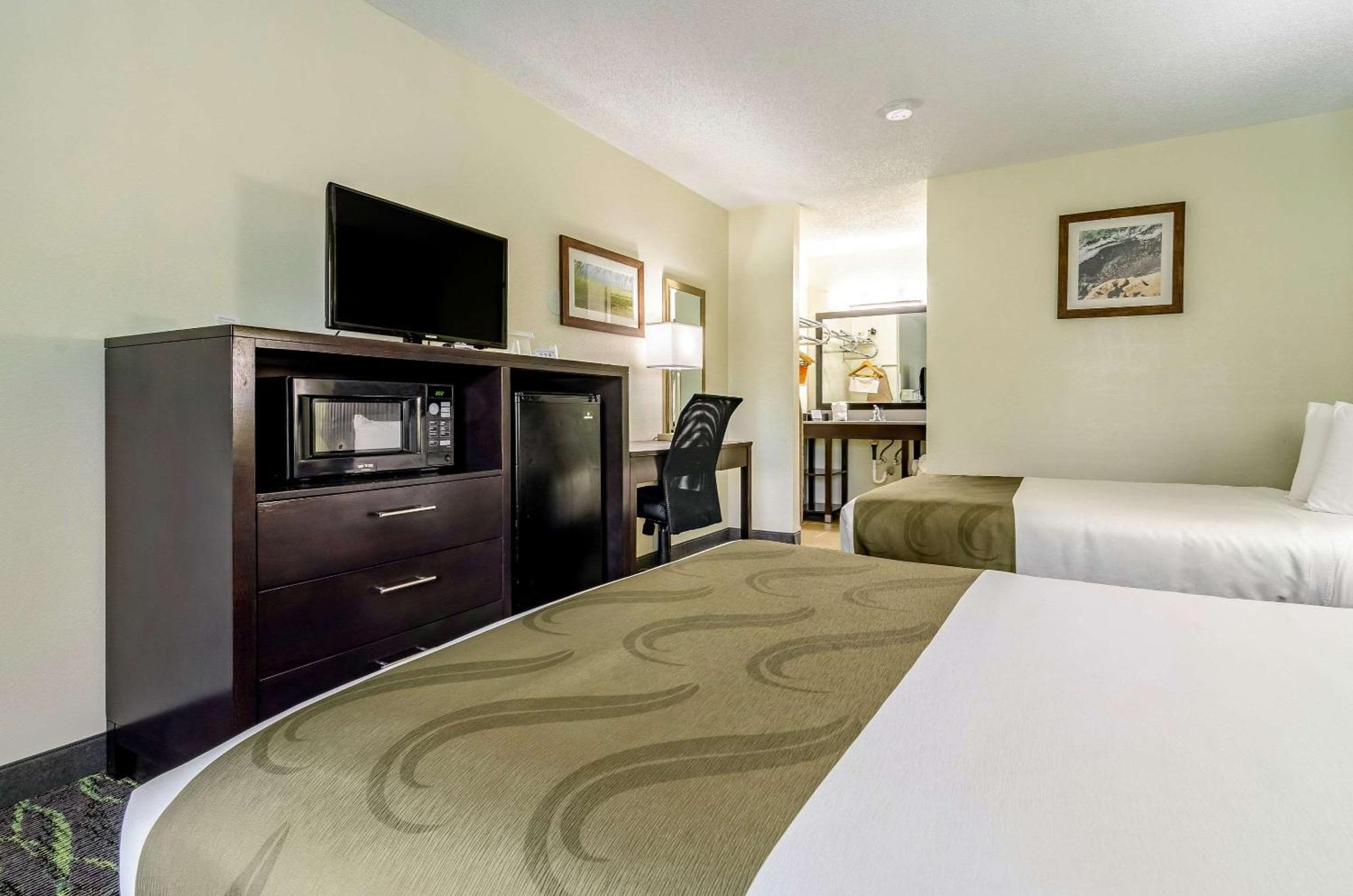 Double Room Two Double Beds Smoking