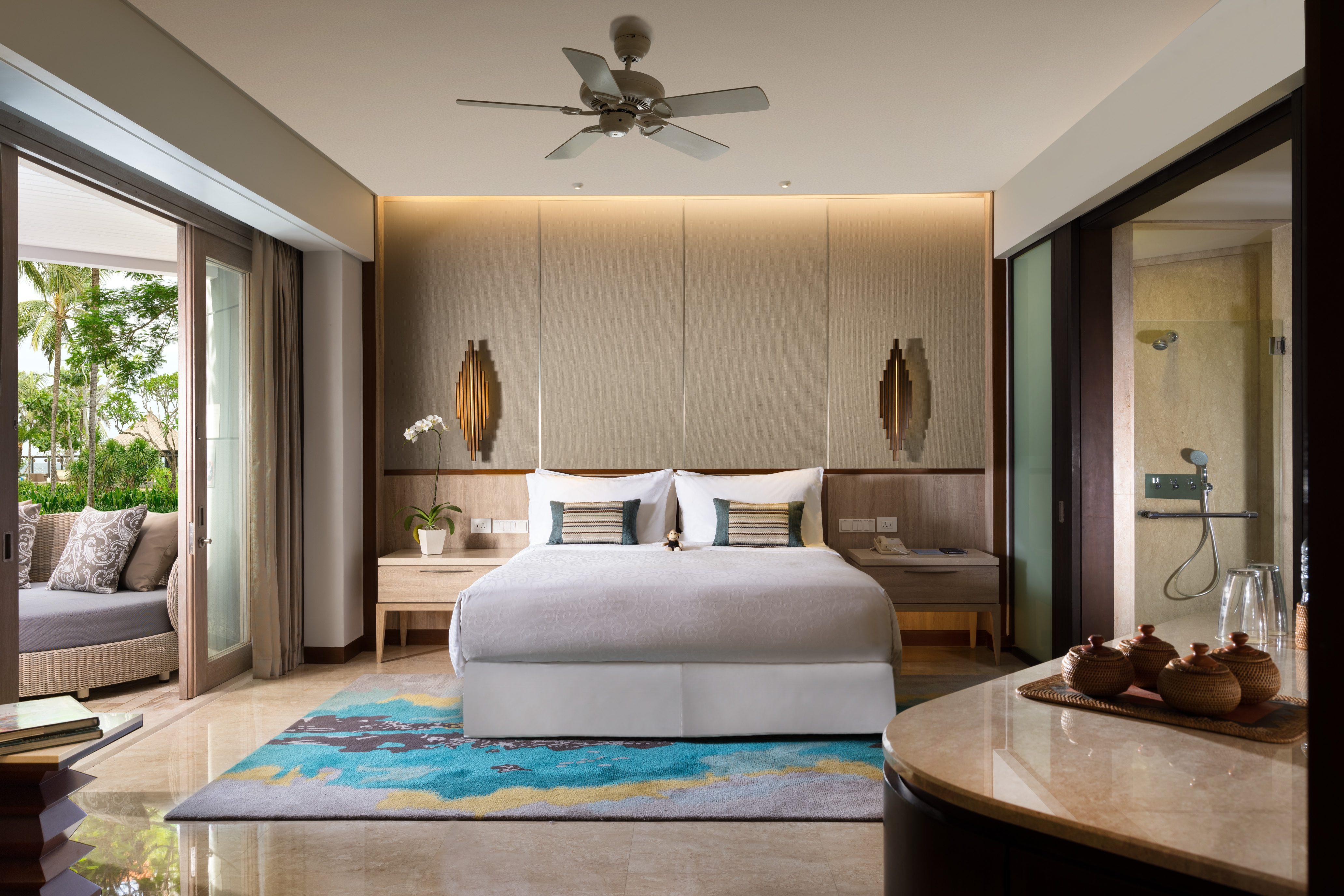 Quarto Deluxe com Cama King-size e Vista do Jardim