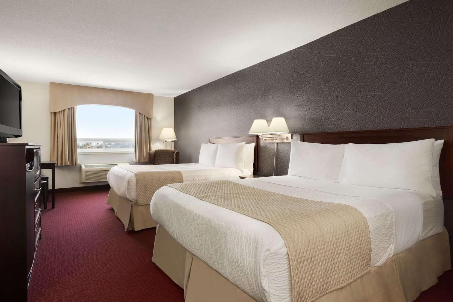 Queen Room Two Queen Beds