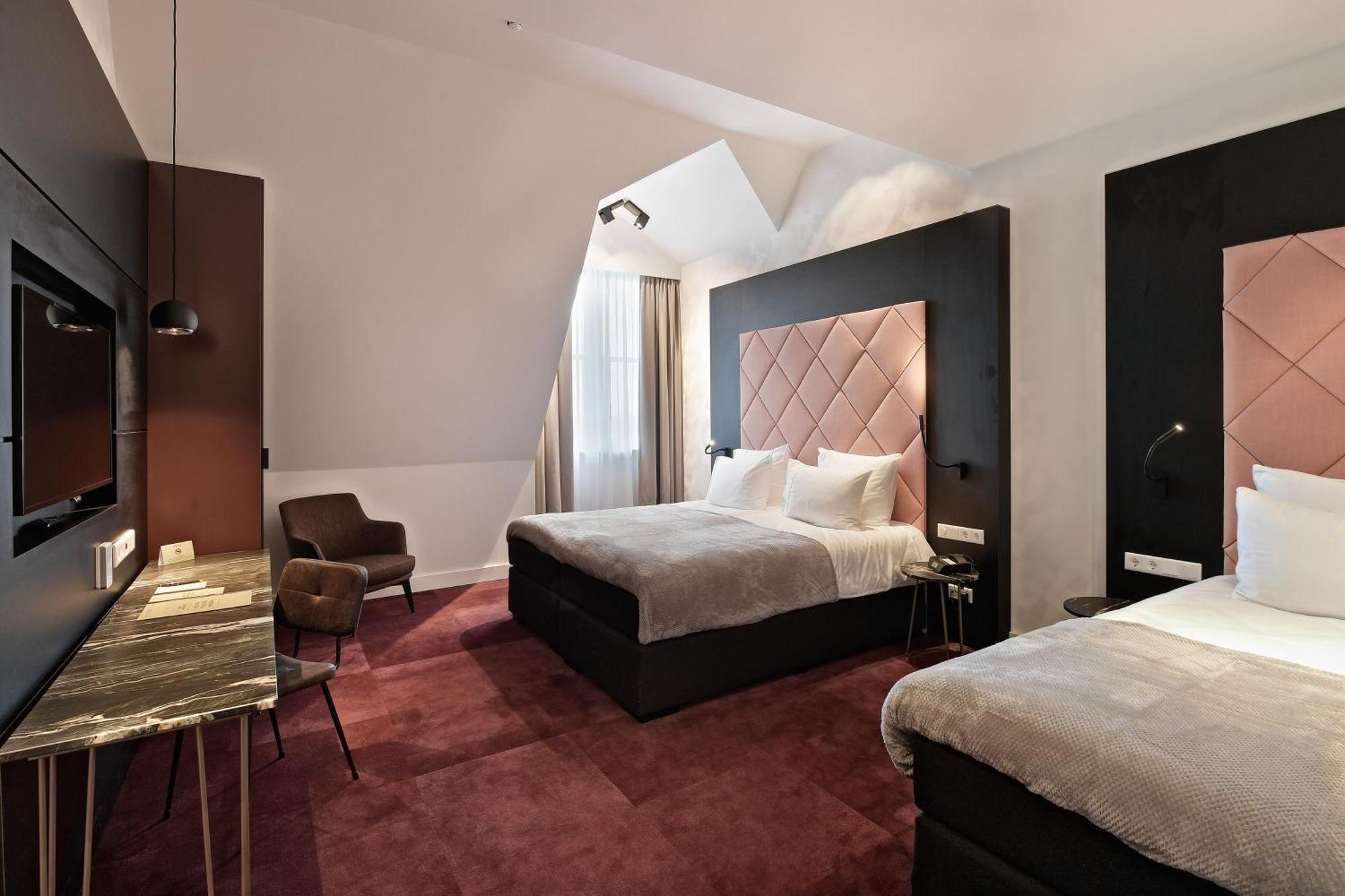 Comfort Triple Room