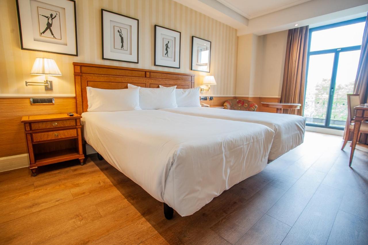 Standard Double or Twin Room with View,1299725431:JPEG