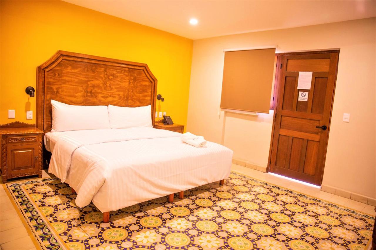 Standard King Room,1317091315:JPEG