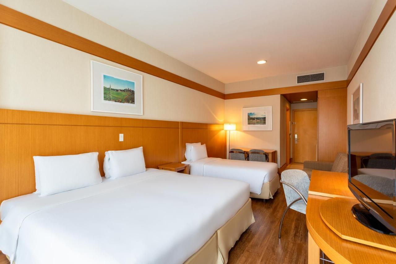 Superior 1 Queen 1 Twin Bed Non Smoking,1335276809:JPEG
