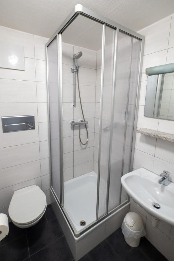 Doppelzimmer mit eigenem Bad