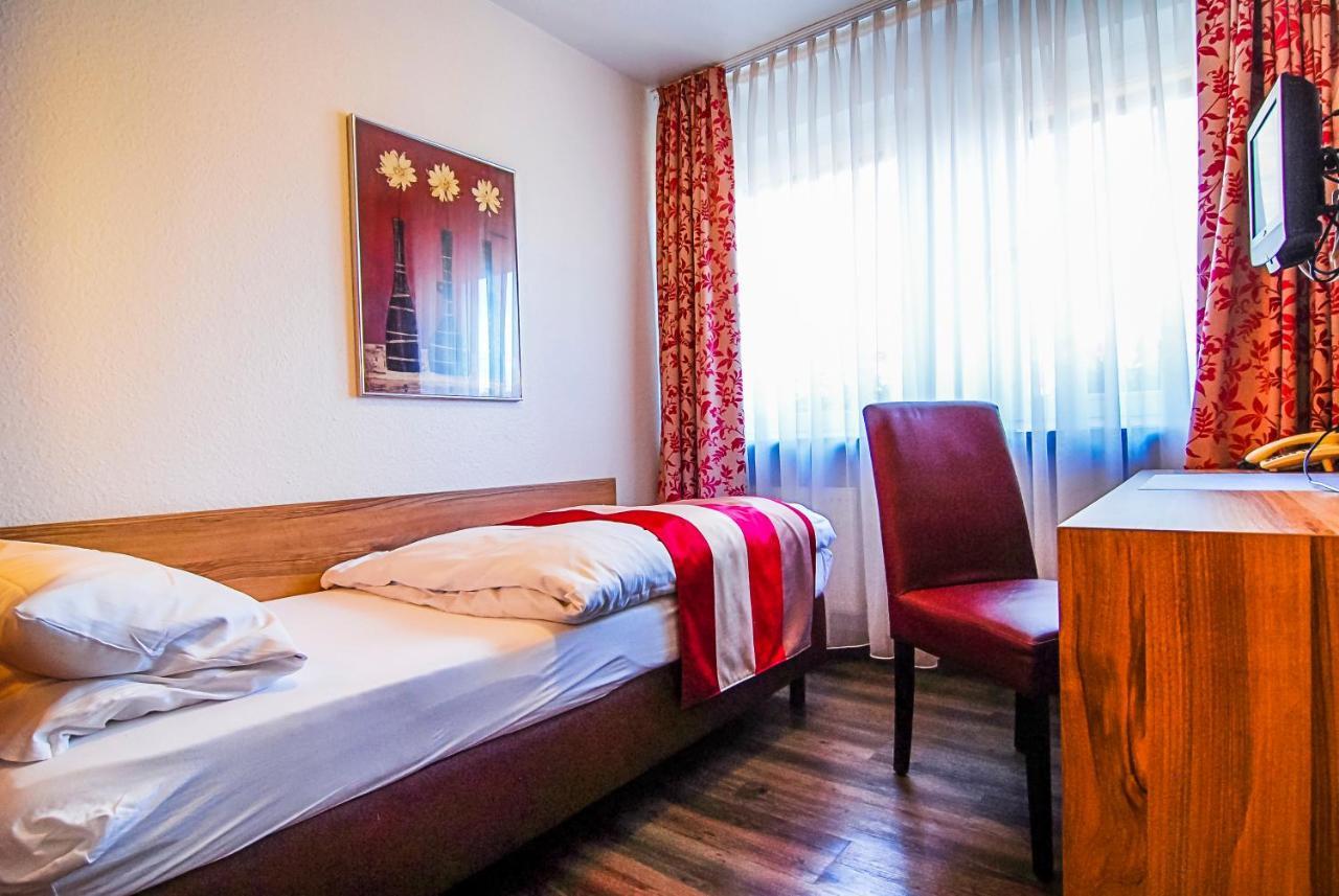 Small Single Room