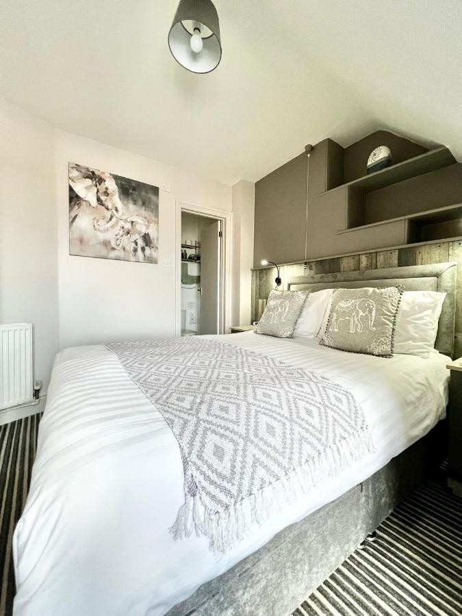 Double Room Side Sea View