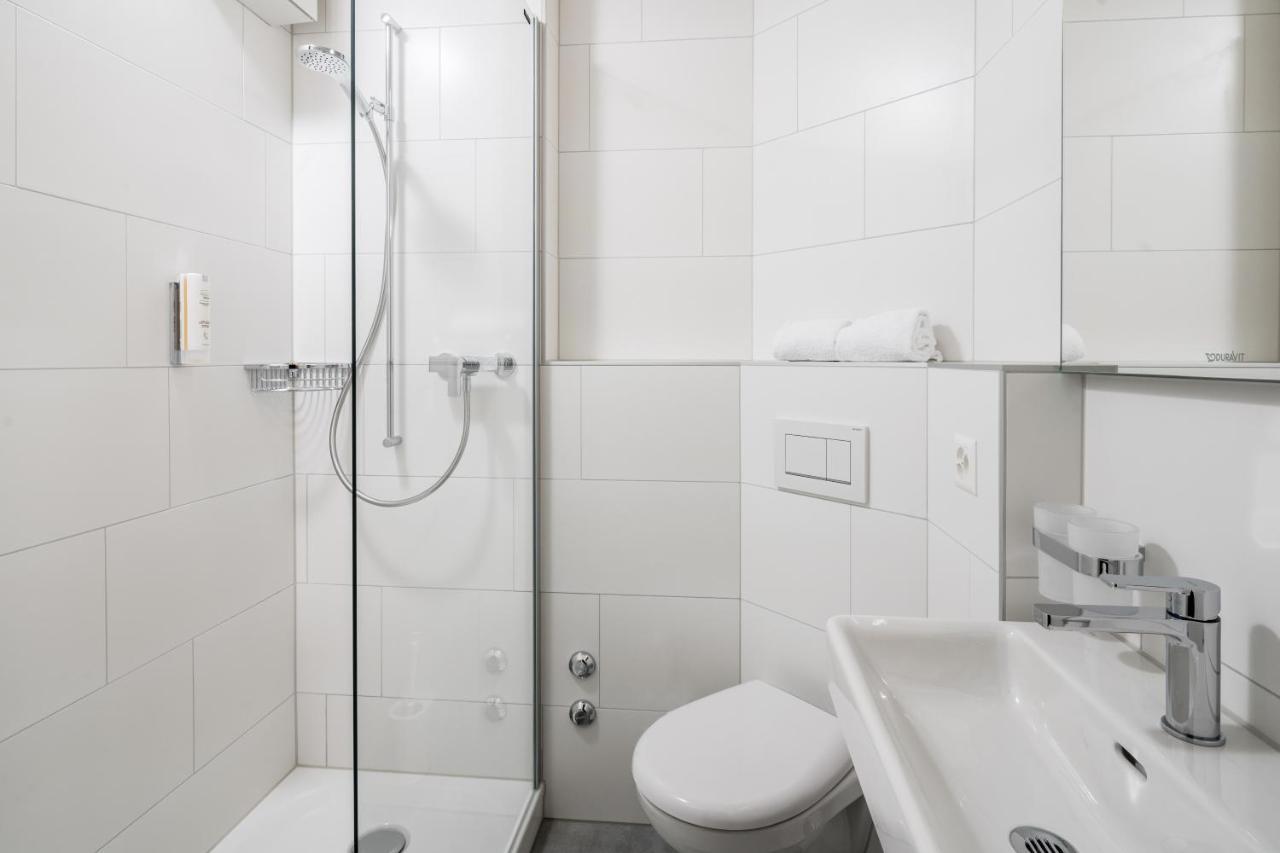 Double or Twin Room with Bathroom