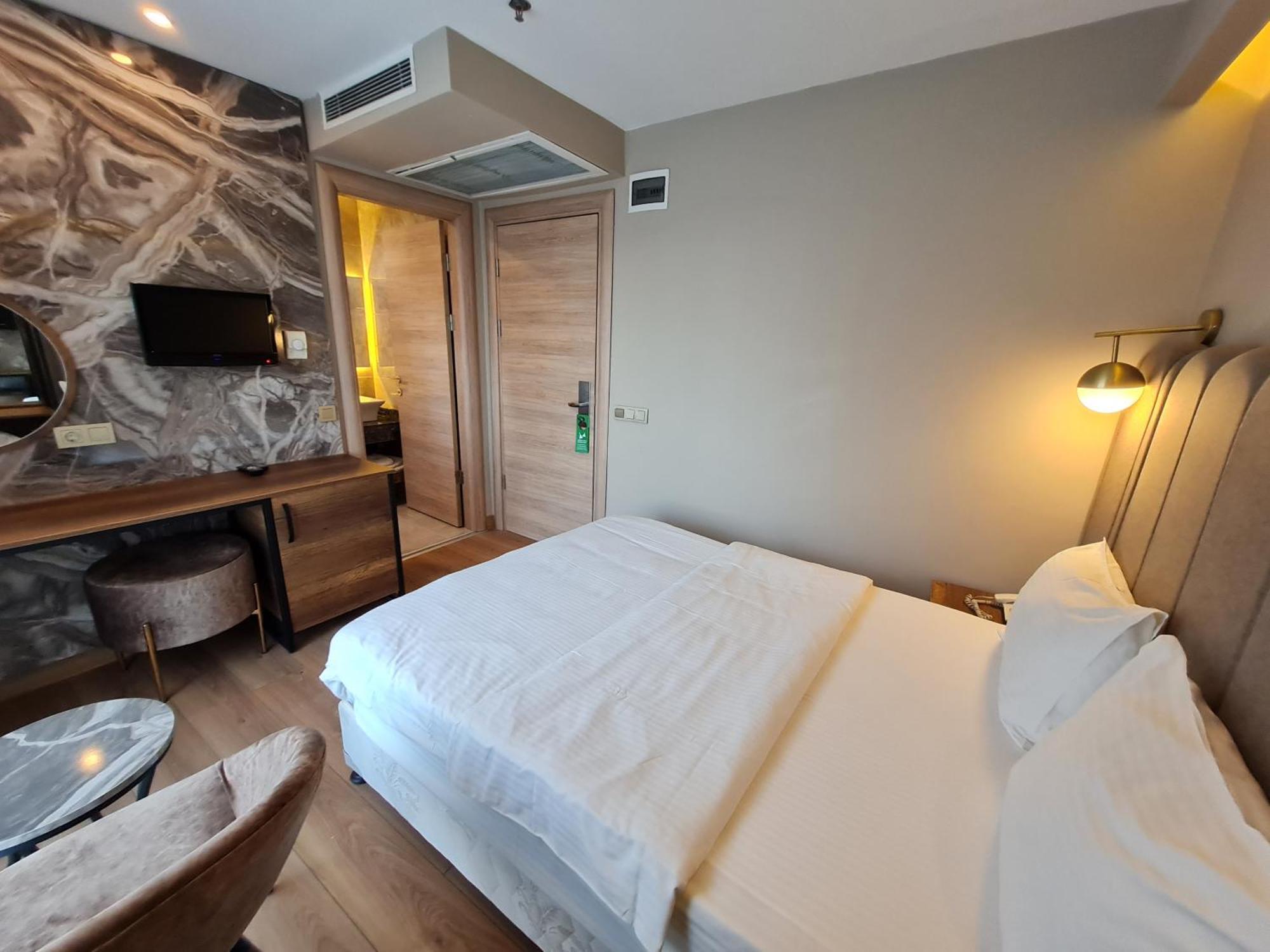 Budget Single Room