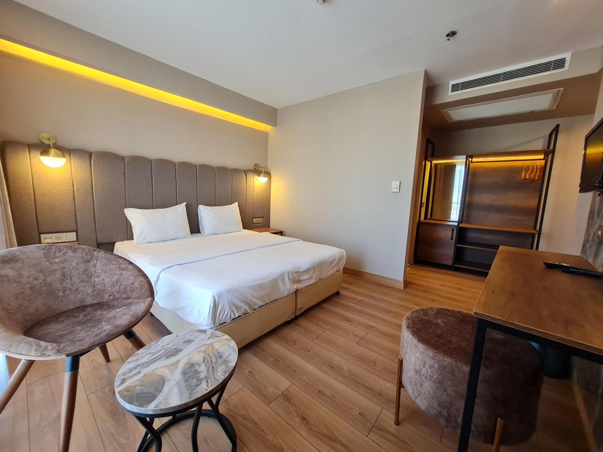 Superior Double or Twin Room