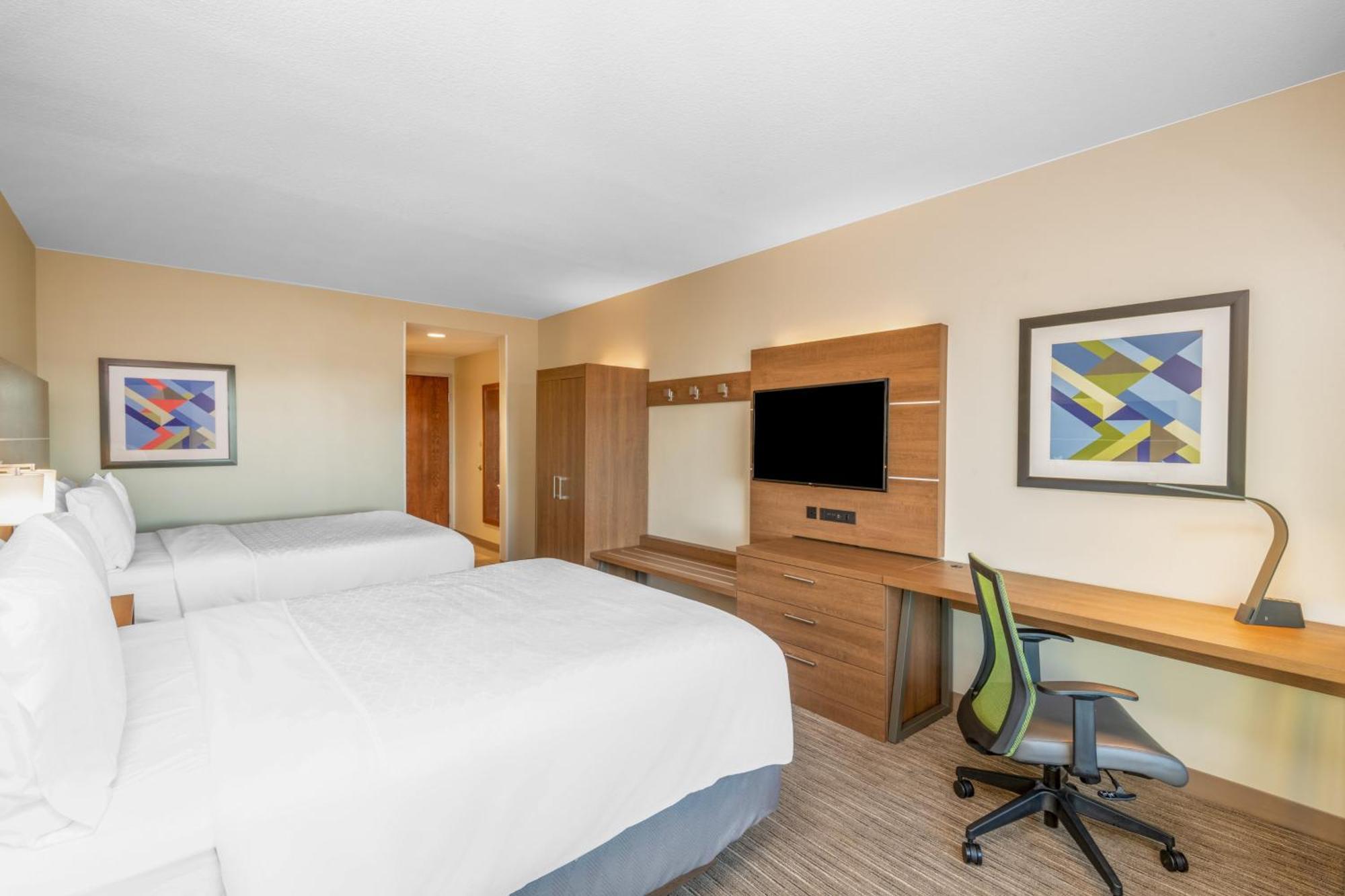Standard Room Two Queen Beds