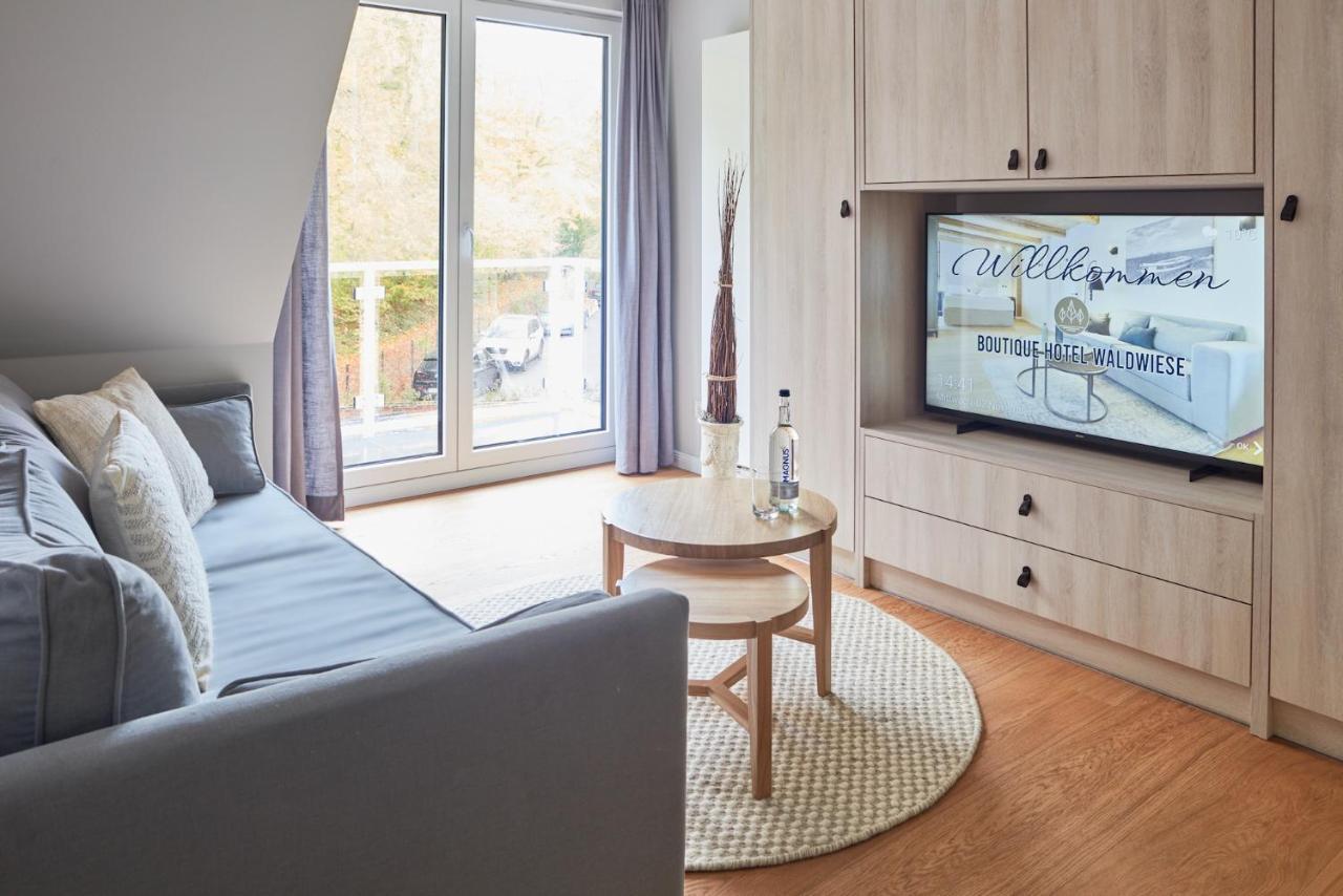 Double Room,1469579564:JPEG