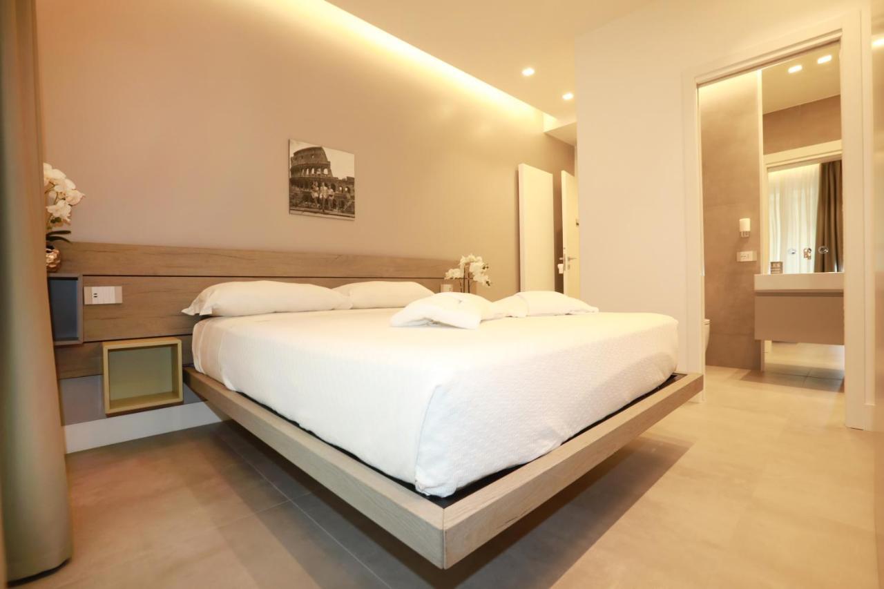 Deluxe Double Room Balcony