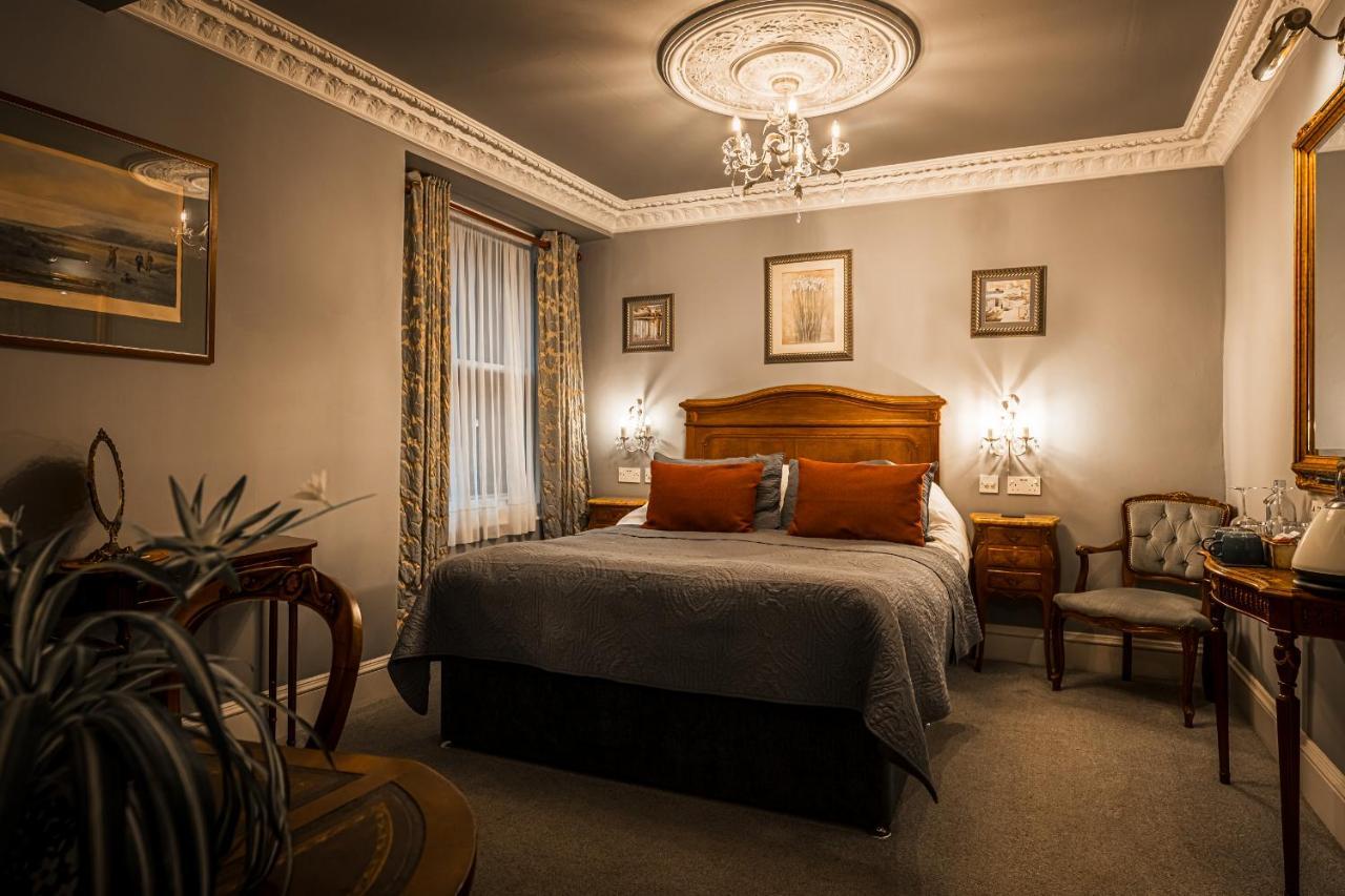 Classic Zimmer mit Kingsize-Bett